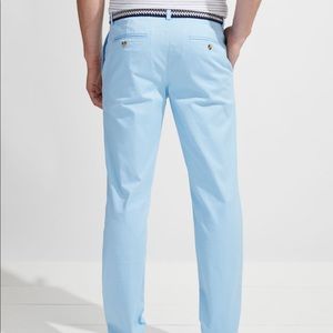 Vineyard and Vines men’s Breaker pants